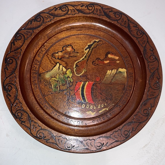 NORDIC Other - Leif Ericsson Nordic American Commemorative Platter Carved Wood with Wall Hanger
